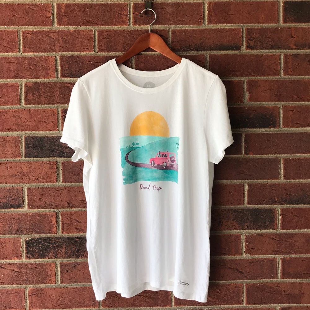 Life is Good | road trip slouchy graphic tee
